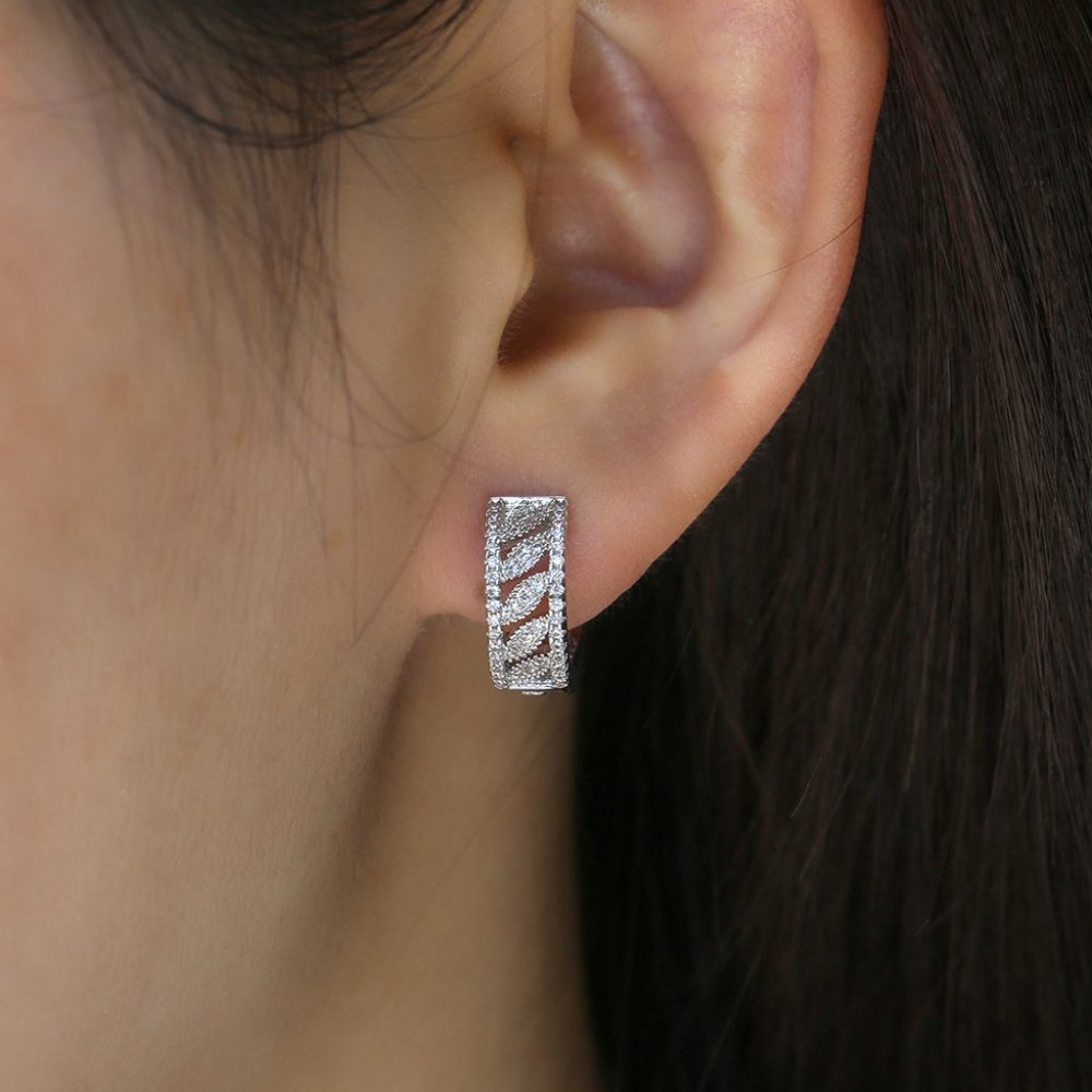 "High Quality Luxury 925 Silver Plated White Hoop Earrings, FB16FA1144 - Picture 4 of 10